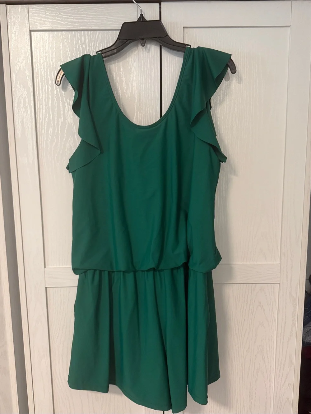 Green Ruffle Sleeve Romper - Picture 2 of 6